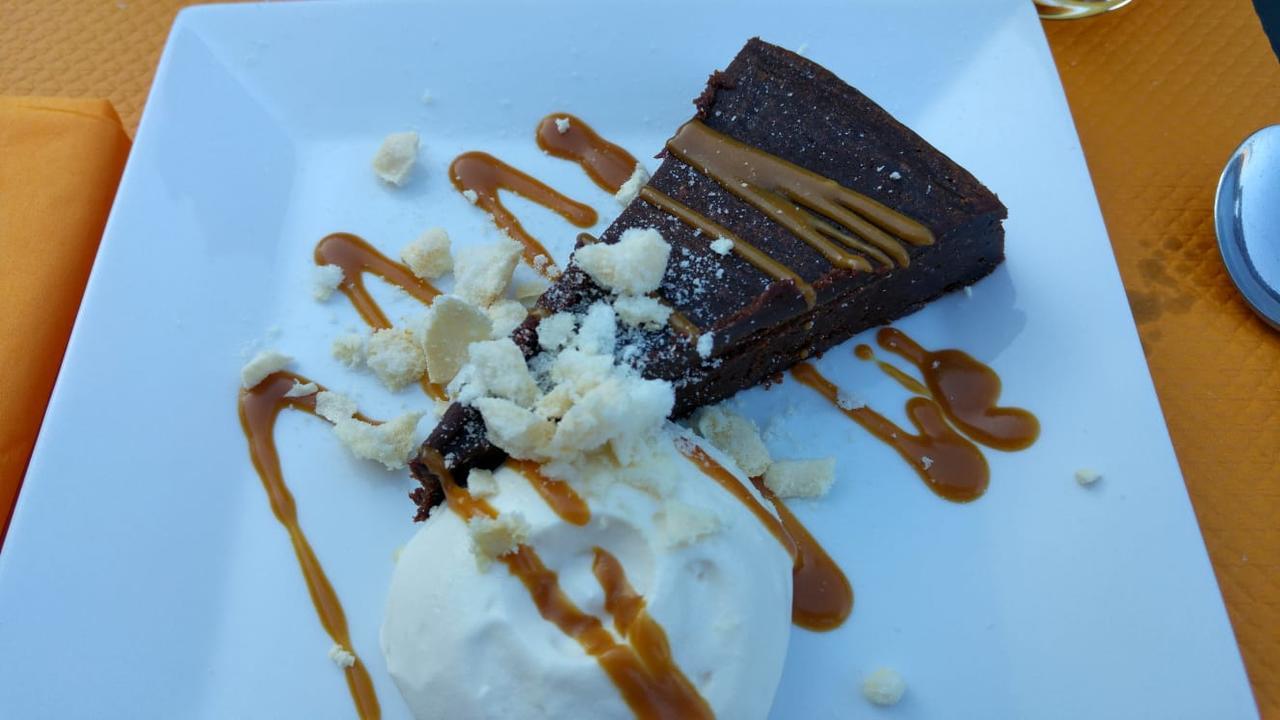 Hotel Restaurant Le Mas De L'Olivier Пон-Сент-Еспри Екстериор снимка