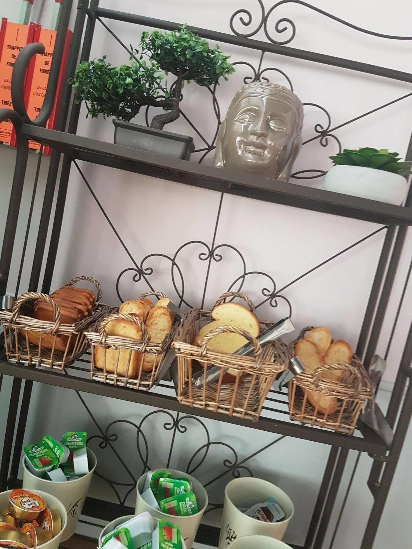 Hotel Restaurant Le Mas De L'Olivier Пон-Сент-Еспри Екстериор снимка